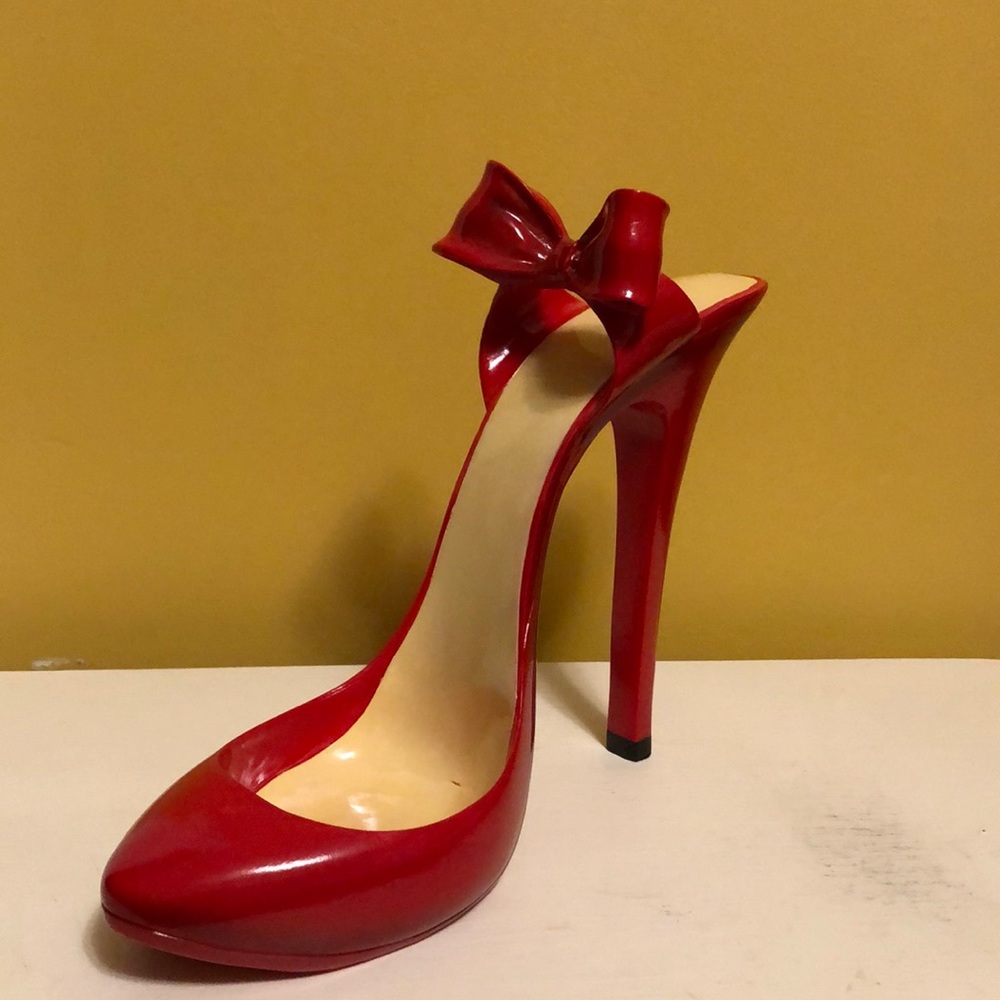 High Heel Bottle Holder